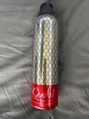 Scarlett Silver premier collection Bottle - Decorative Body Wash